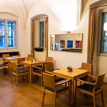 Purkmistr فندق Kroměříž